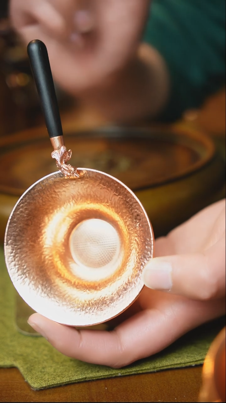 【闪购商品】紫铜木柄茶漏直径8厘米