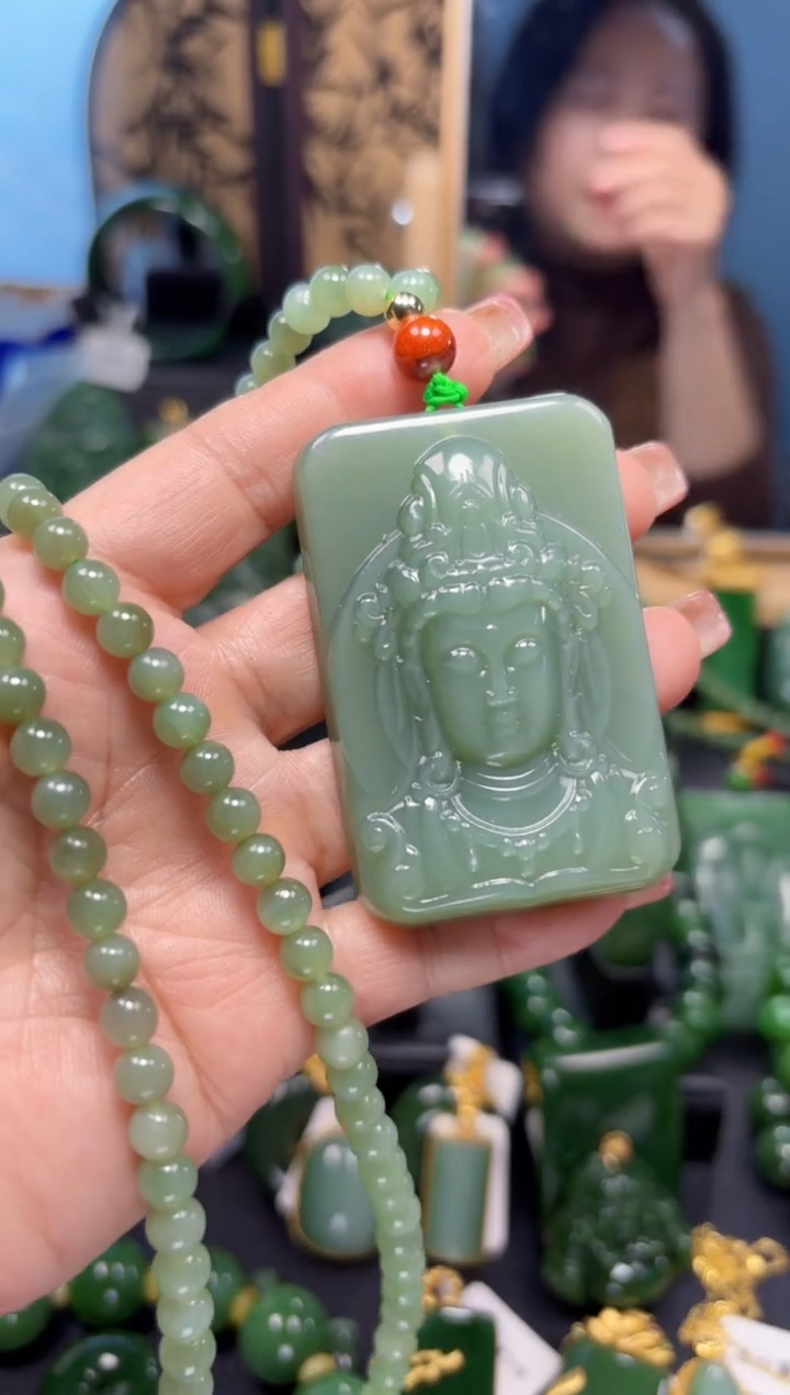 【闪购商品】和田玉（碧玉）吊坠(赠链)未镶嵌1