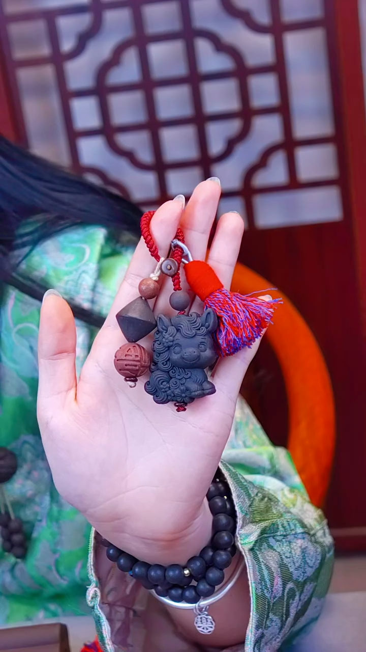 珠串木易留香黑花宜小马浮力款