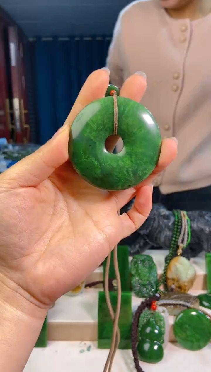 【闪购商品】和田玉未镶嵌挂件1