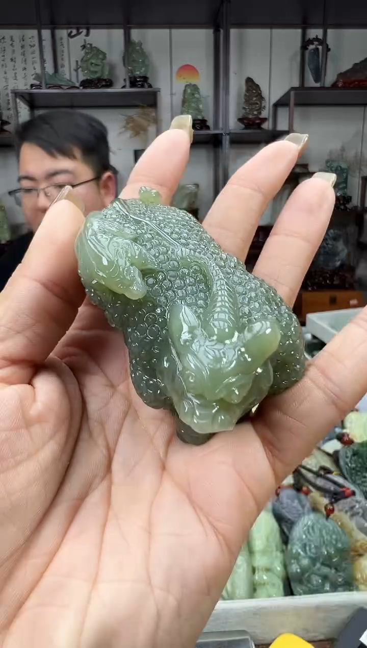 未镶嵌和田玉把件1