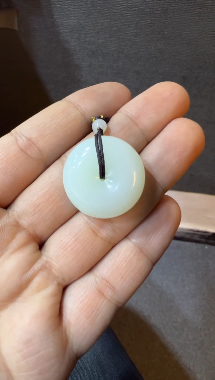 吊坠(赠链)未镶嵌和田玉天泰白玉平安扣（产地直发）