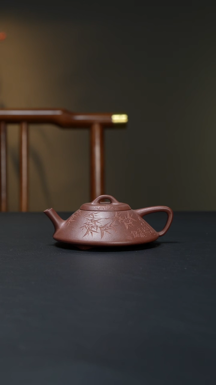 茶壶紫砂长***里择砂紫玉金砂合瓢壶