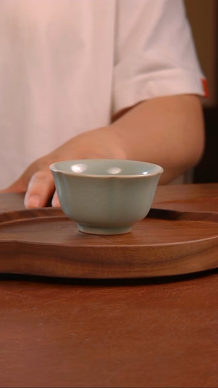 瓷片670号梅花 杯  茗