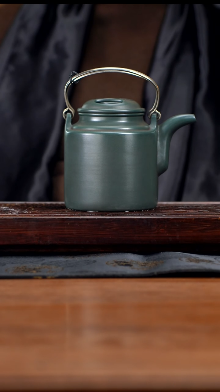 【闪购商品】紫砂茶壶700cc黄龙山原矿绿泥洋桶22