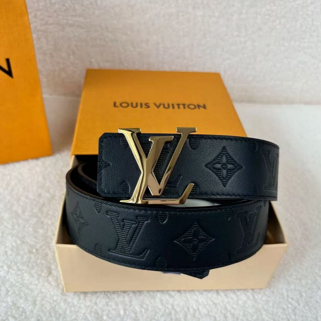 99新 LV  LV 双面平滑扣 牛皮 帆布皮带 男款 印压金色头
