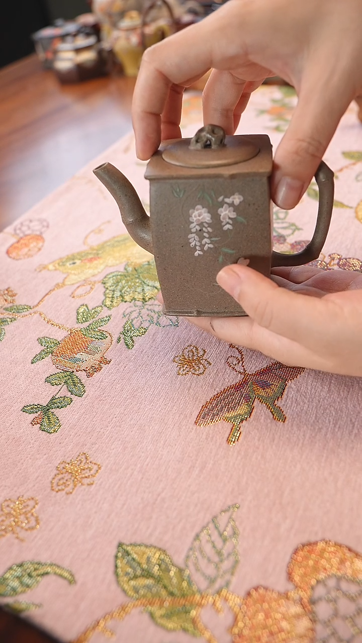 茶壶紫砂青段柴烧