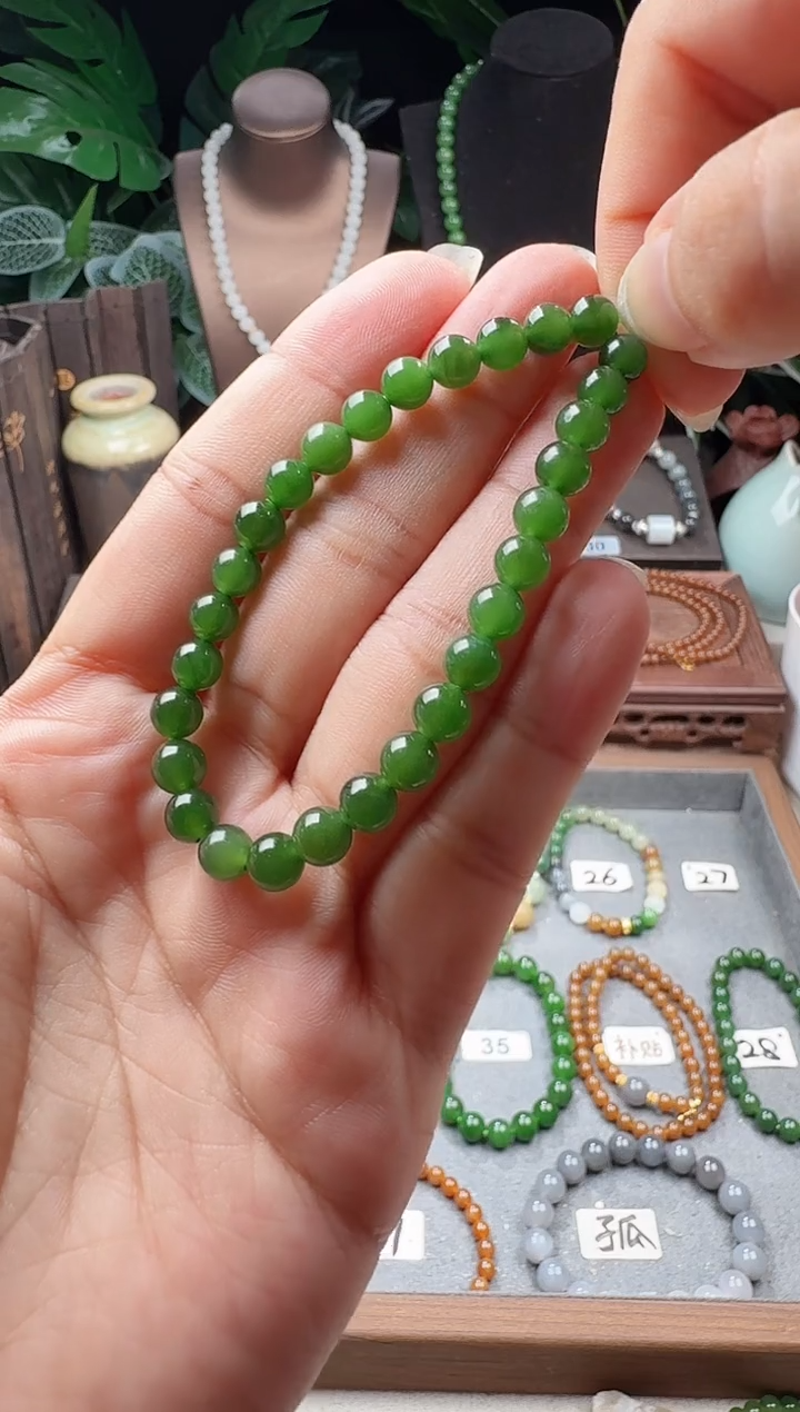 手链未镶嵌和田玉精品6m俄料针尖黑点碧玉手串