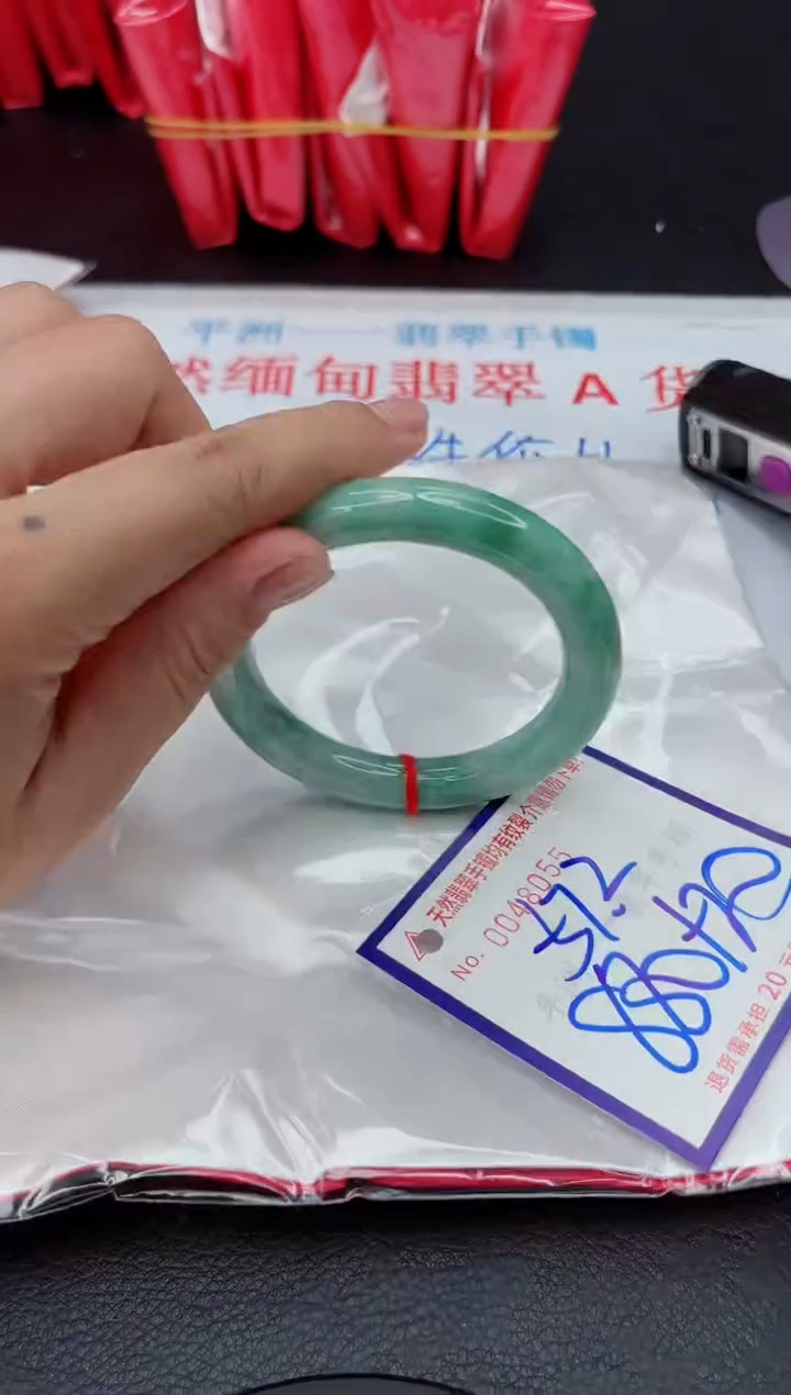 【闪购商品】翡翠手镯未镶嵌1111111111