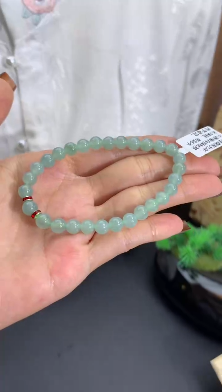 未镶嵌手串翡翠卡6mm