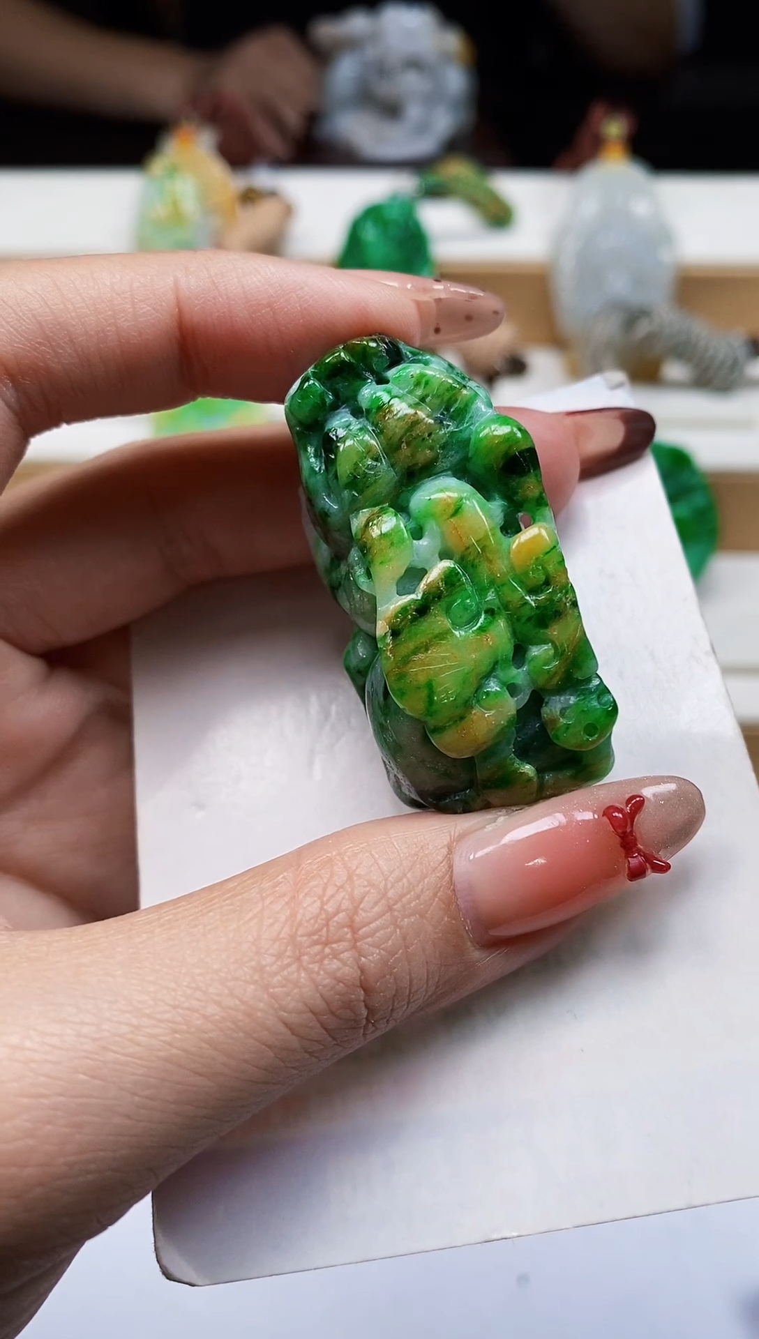 颈饰未镶嵌翡翠翡翠A货