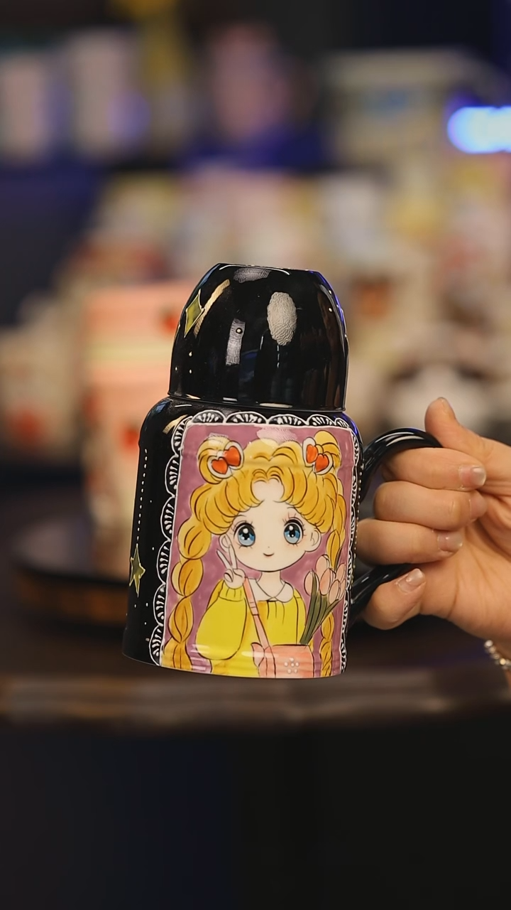 【闪购商品】摆件景德镇釉下彩绘设计师款式陶瓷