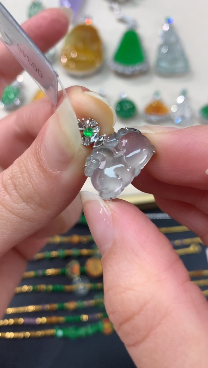 【闪购商品】翡翠吊坠(不含链)18K金镶嵌A264|13800