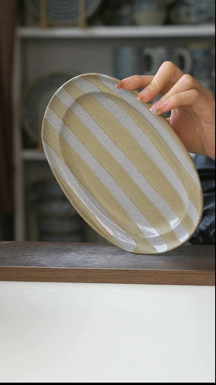 陶画釉条纹椭圆盘21cm@4-2@