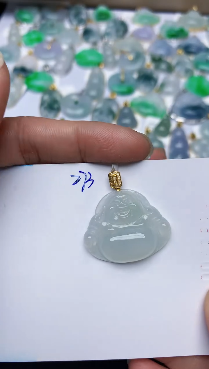 【闪购商品】翡翠颈饰18K金镶嵌天然翡翠A货  