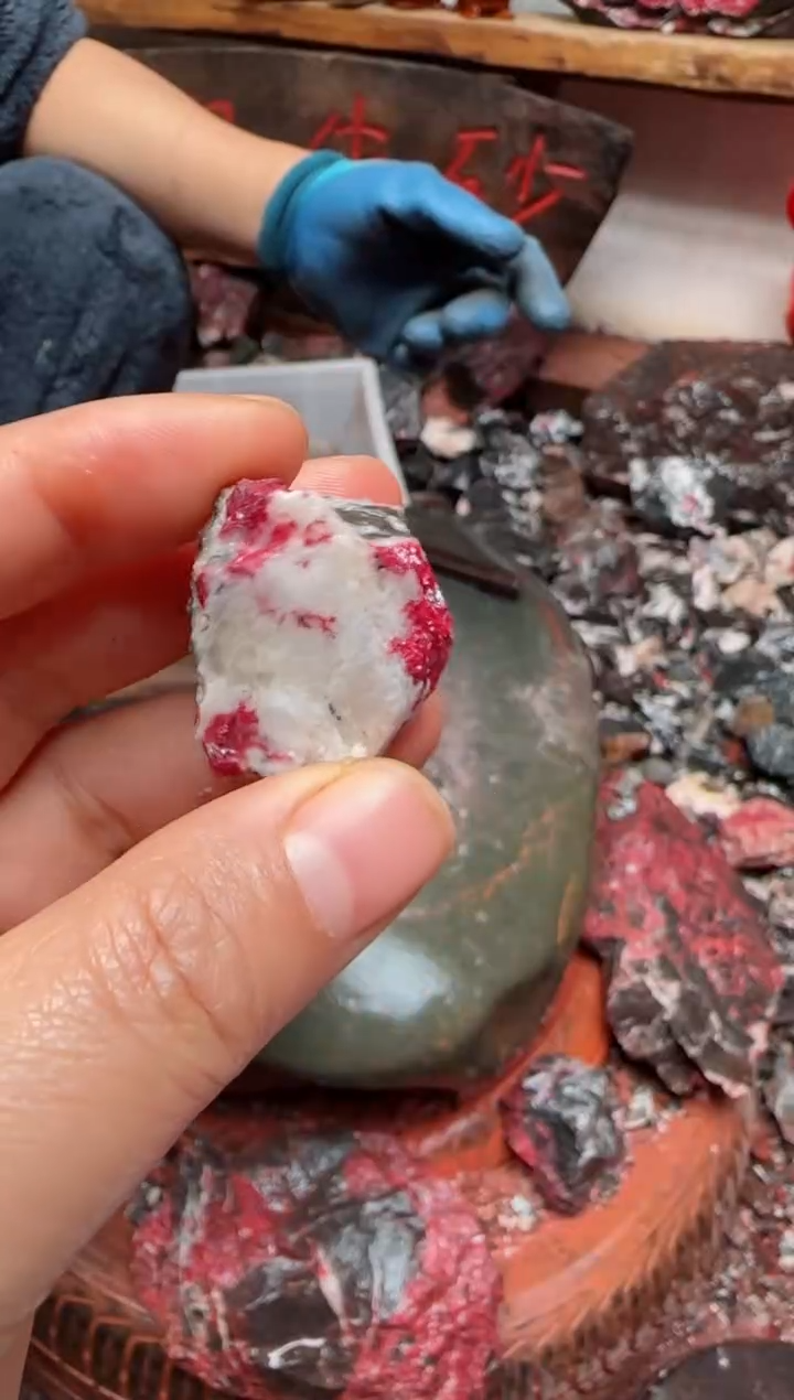 天然辰砂原矿石4