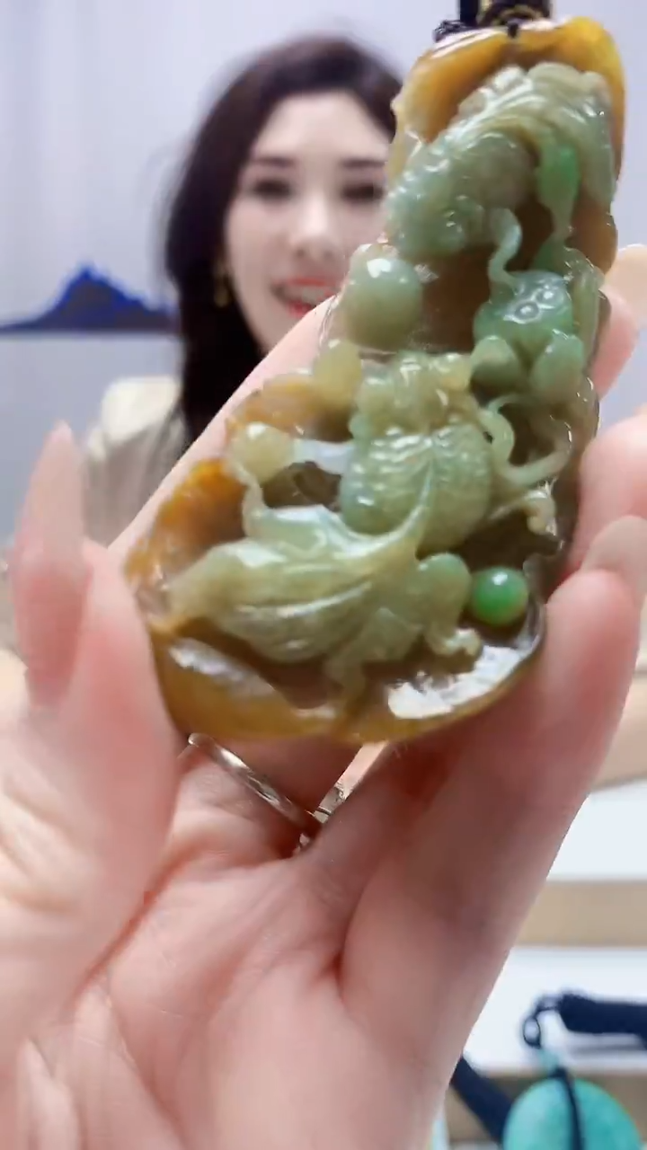 未镶嵌定制翡翠4829DD-毛货挂件137