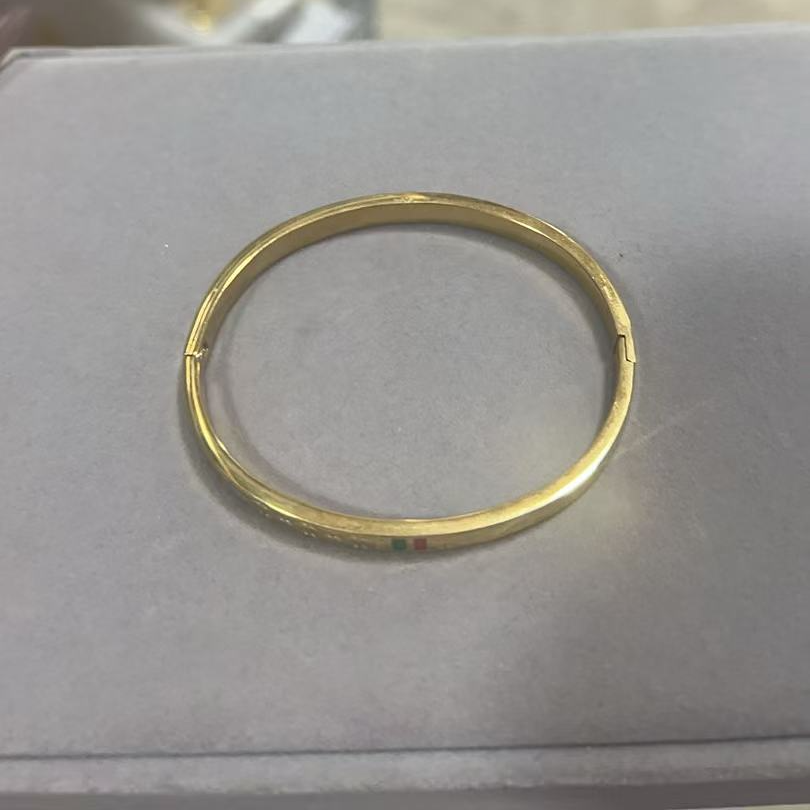 A643曼莹精工手镯