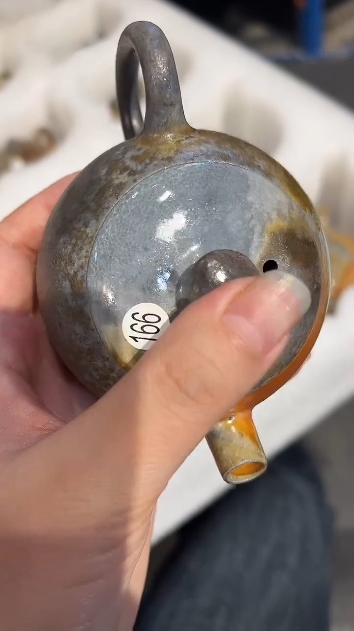 壶166号容量120-130ML中白泥