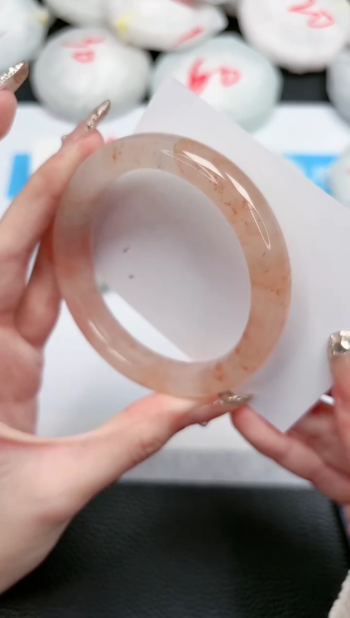 【闪购商品】石英质玉手镯未镶嵌230-58.8