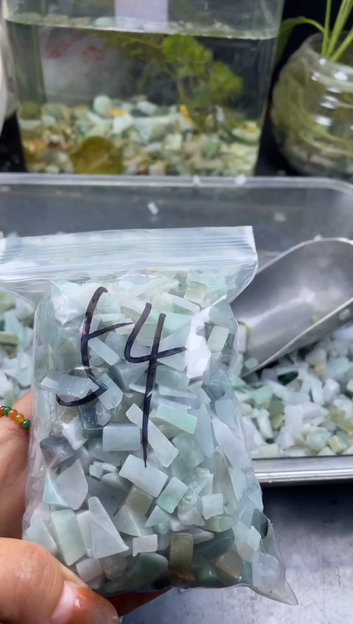 配石翡翠天然翡翠迷你500克54