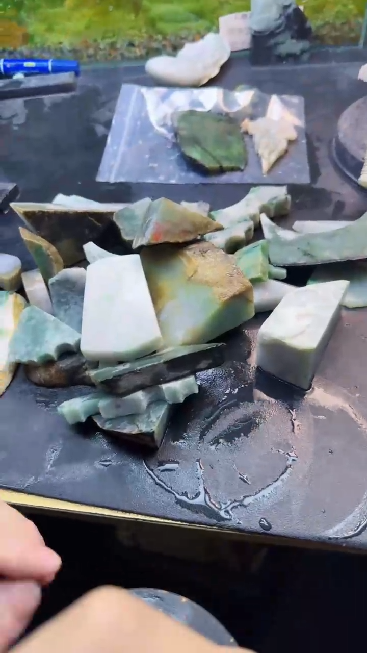 【闪购商品】翡翠颈饰未镶嵌136天然翡翠