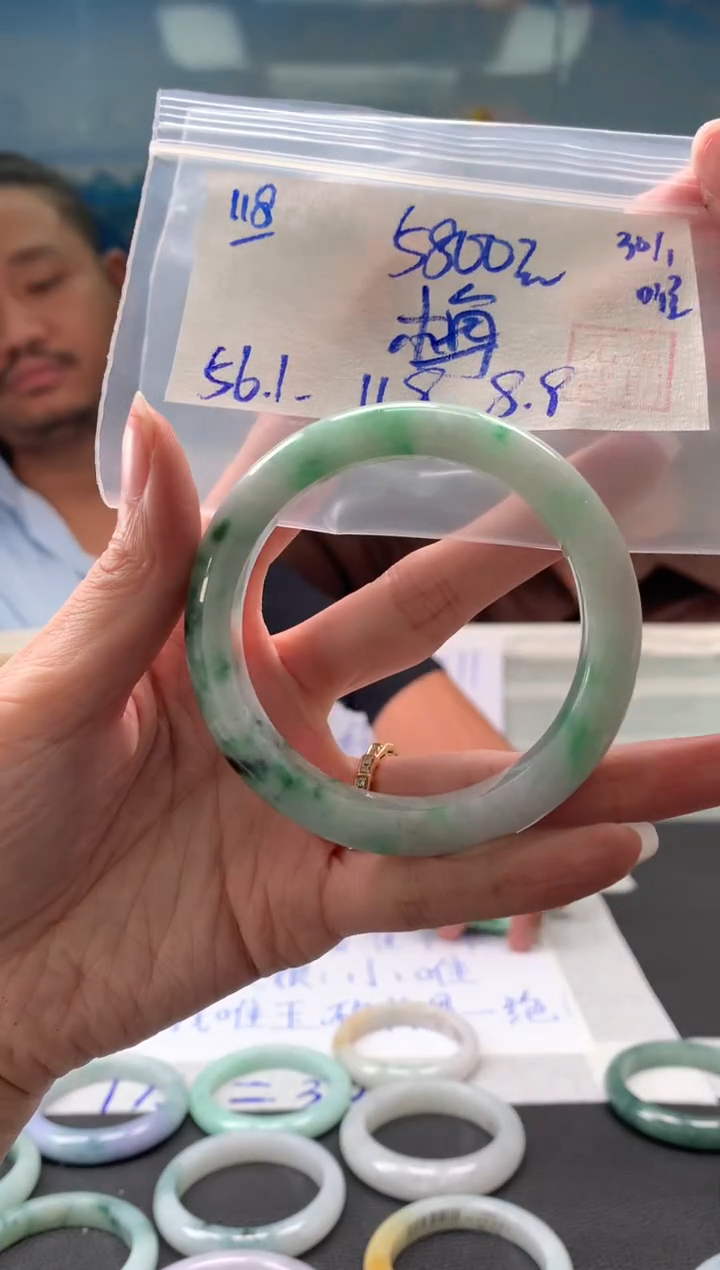 【闪购商品】翡翠手镯未镶嵌翡翠手镯 下单联系小耳机#118