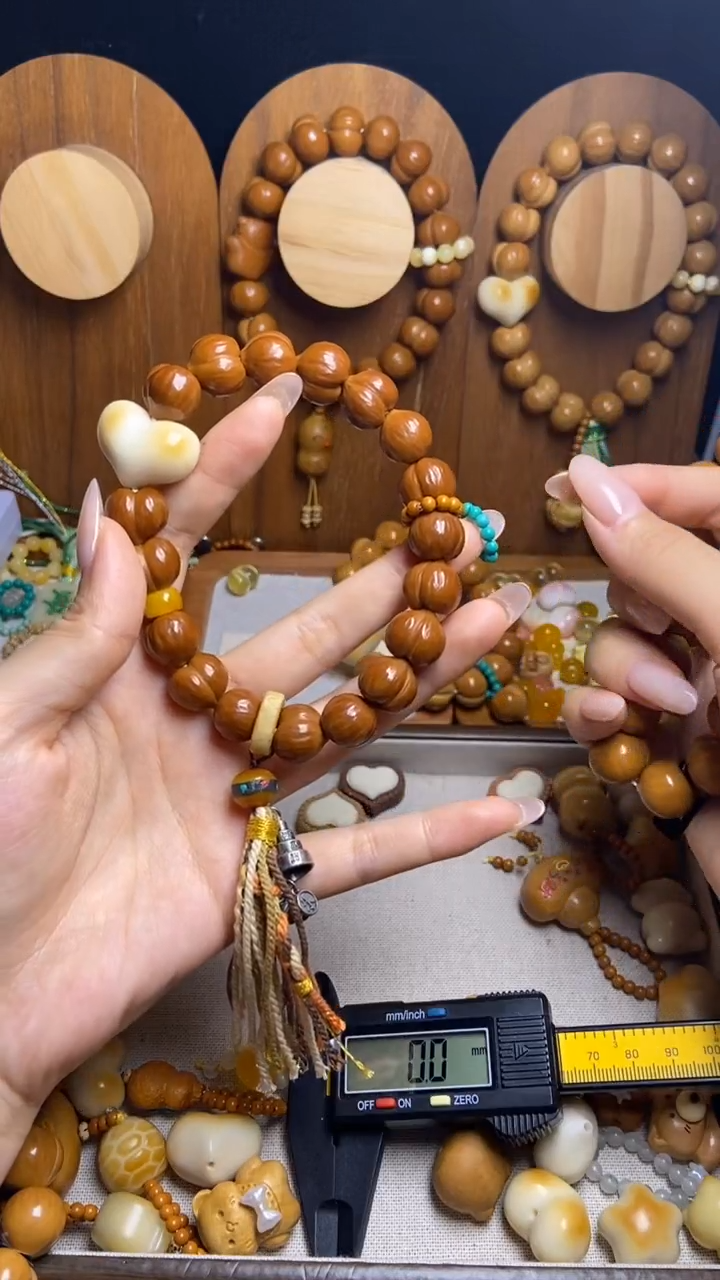 手串猴头核桃媛**儿全品猴头屁桃藏式一套手持