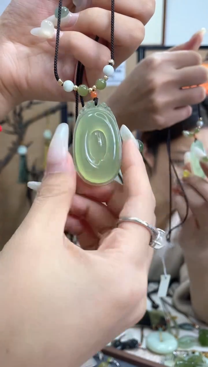 【闪购商品】岫玉吊坠未镶嵌多样性发货其中发一
