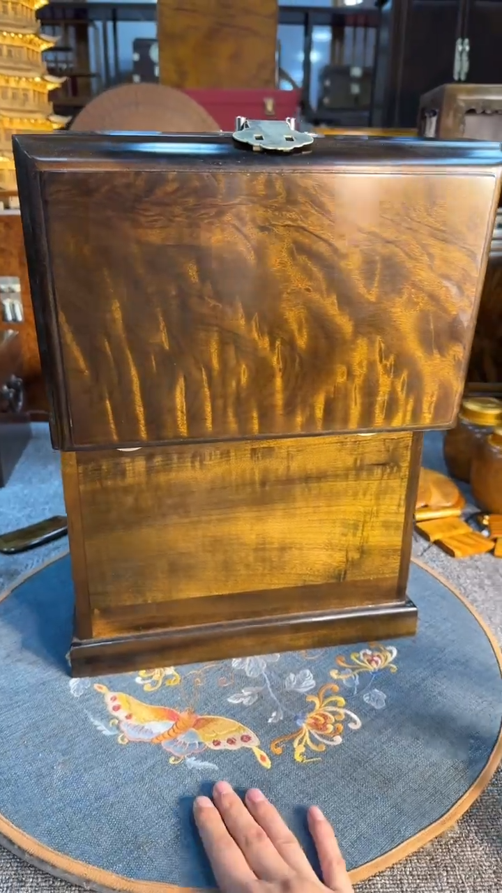 【闪购商品】乌木类成套家具阴沉官皮箱 s86