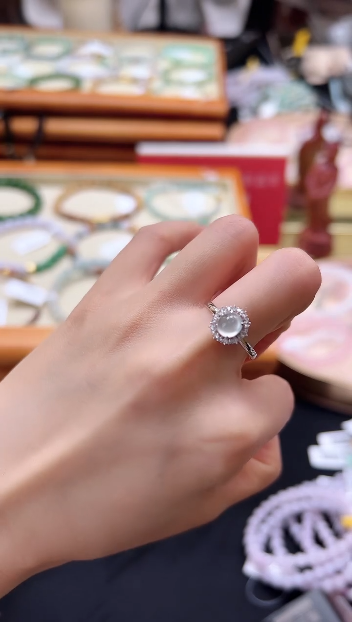 【闪购商品】翡翠18K金镶嵌戒指YN0311-53