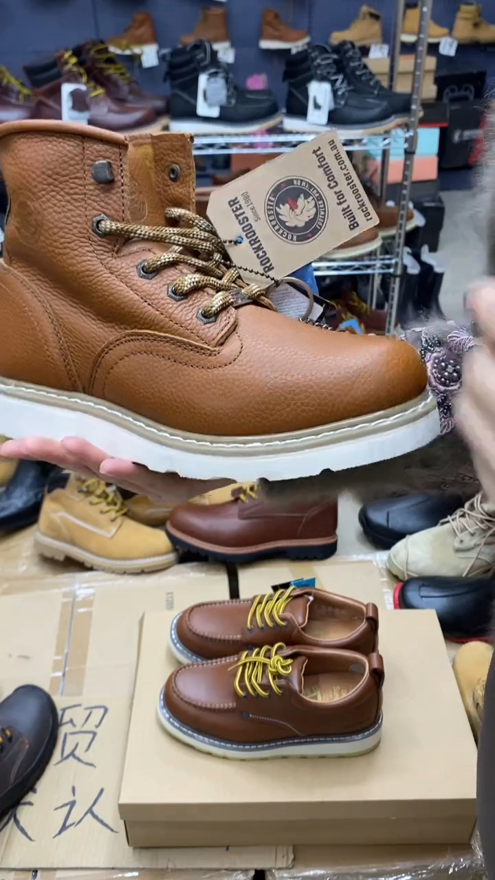 牛皮42码，V615，皮鞋码，工装靴 默认瑕疵