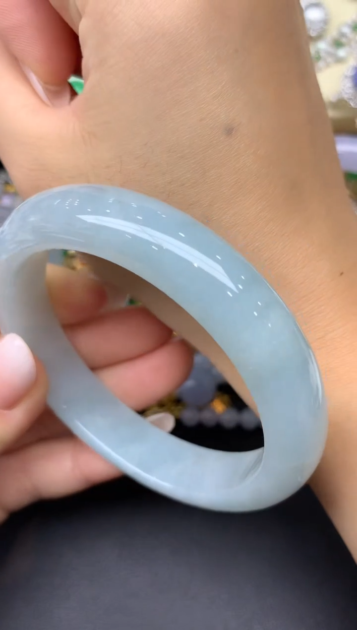 翡翠手镯未镶嵌235-雪姐翡翠天天见