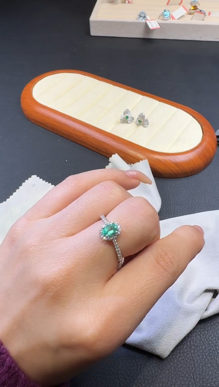 颈饰未镶嵌祖母绿0089985