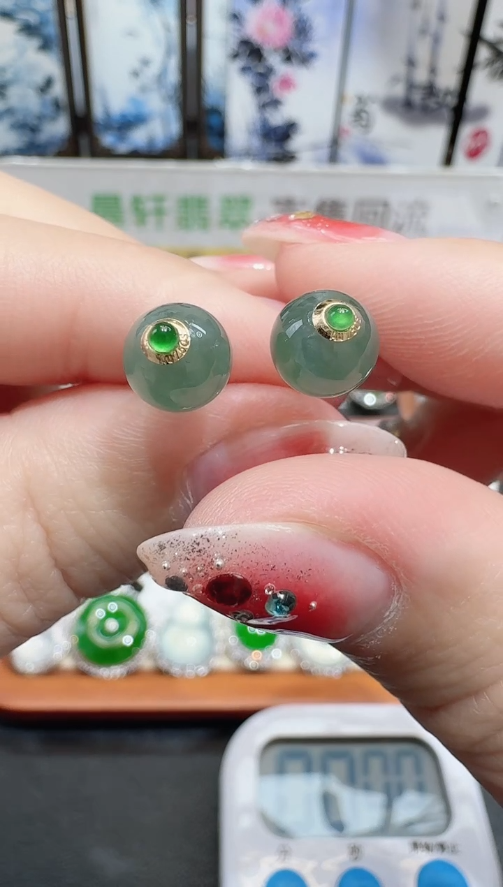 18K金镶嵌翡翠耳饰自*飞寄售回流，不退不换