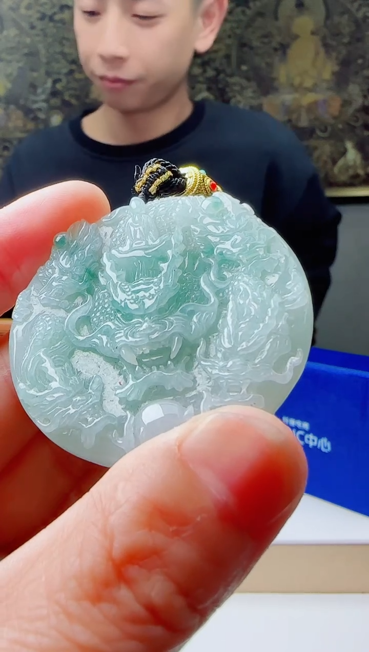 【闪购商品】翡翠颈饰未镶嵌11111111111111