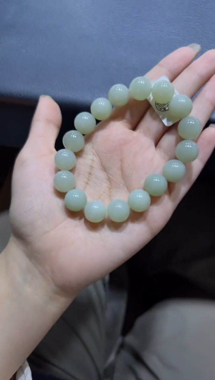 未镶嵌手串和田玉且末近矿高清白手串（产地直发）