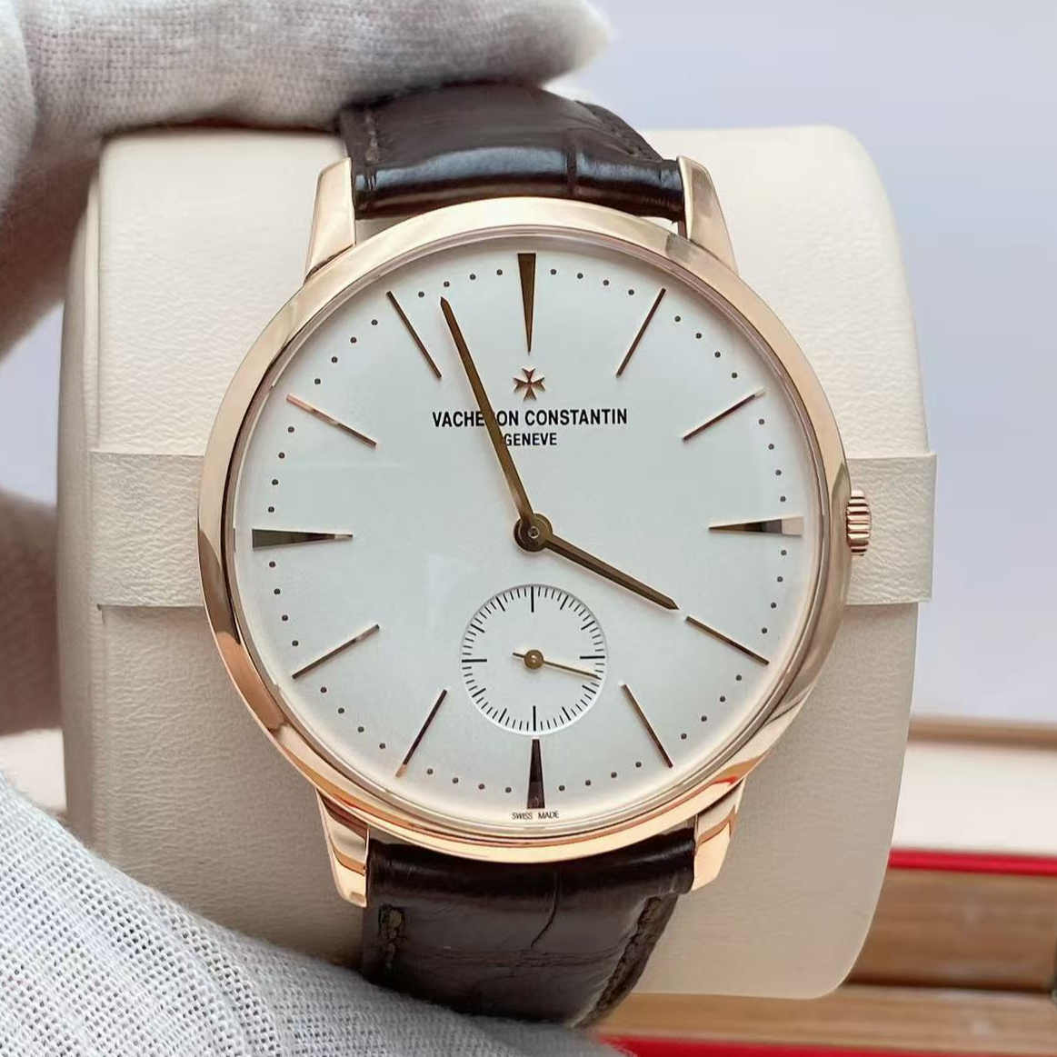 99新 Vacheron Constantin/江诗丹顿 1110U手动机械表径42mm
