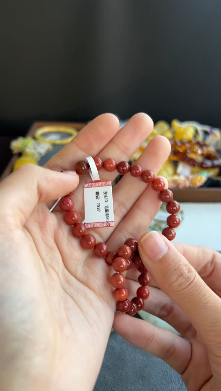 颈饰未镶嵌南红玛瑙7837号买断
