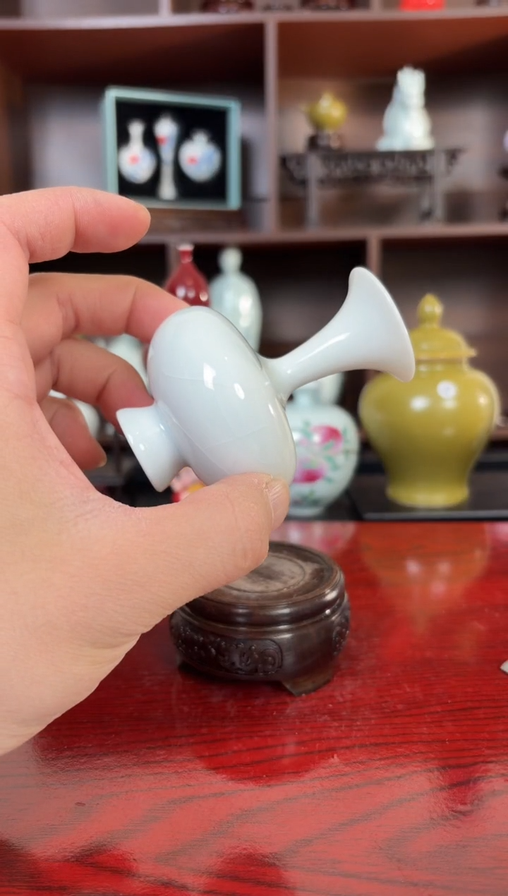 摆件瓷1.2晚微瑕陶瓷摆件