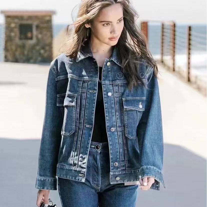 未使用 LouisVuitton/路易威登 纯色系扣翻领超大廓形牛仔外套