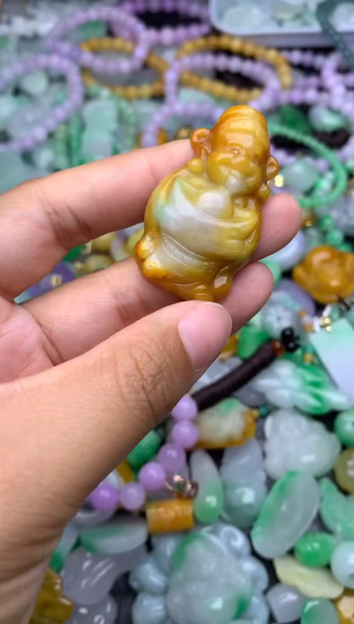 颈饰未镶嵌翡翠天然缅甸翡翠吊坠