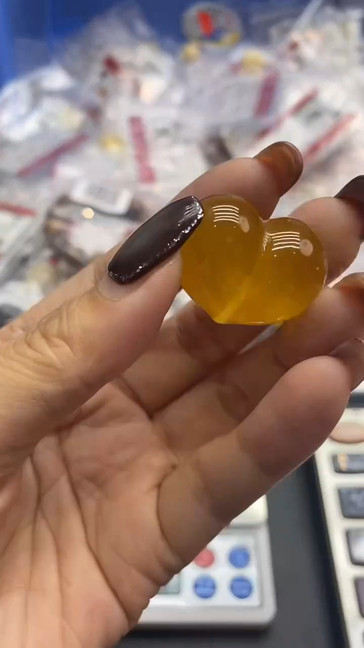 琥珀未镶嵌珠宝奇石646