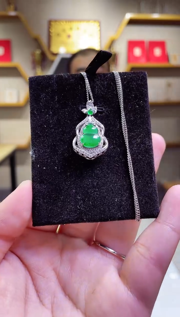 【闪购商品】定制翡翠未镶嵌天然A货翡翠