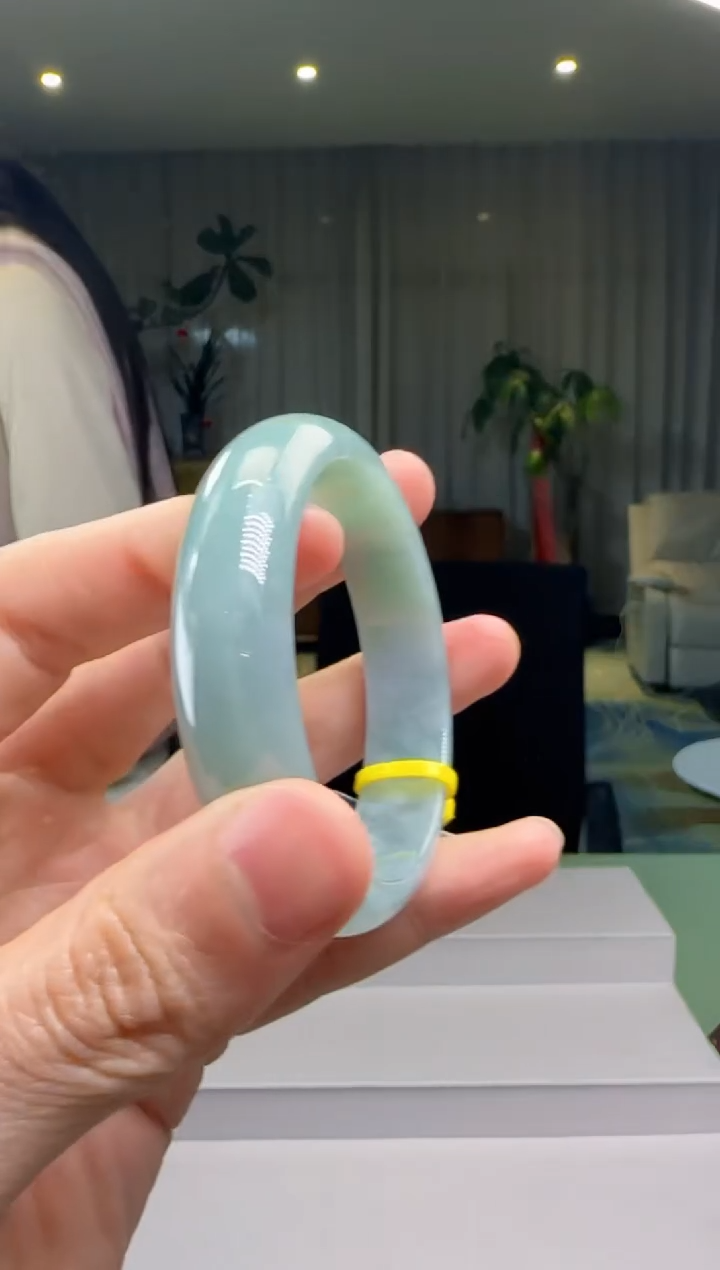 【闪购商品】翡翠未镶嵌手镯DY@@960Q3J14157