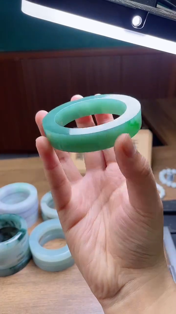 定制翡翠手镯未镶嵌雪****0定制