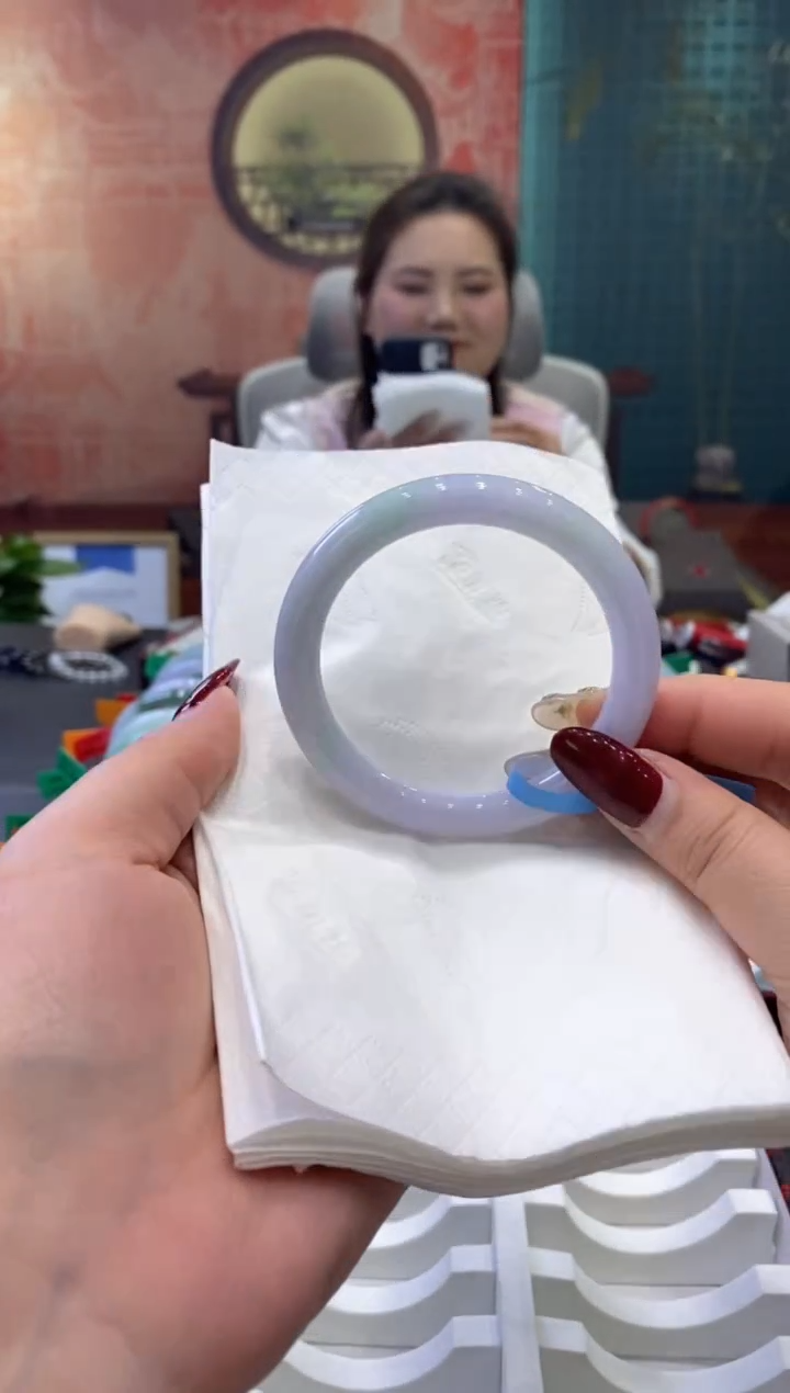 【闪购商品】翡翠手镯未镶嵌多人001038
