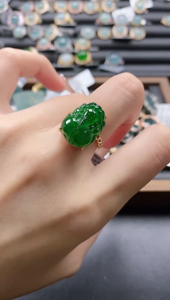 【闪购商品】翡翠戒指银S925镶嵌51151