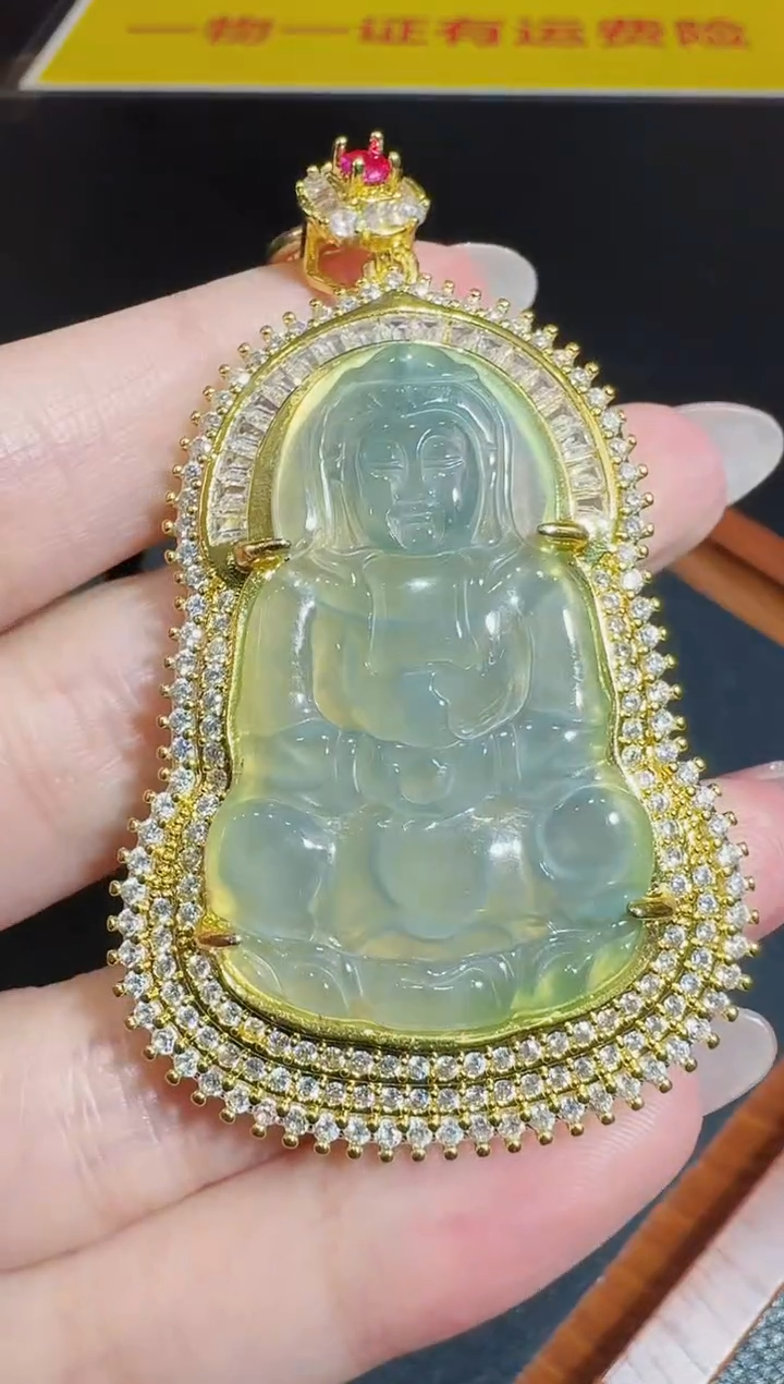 【闪购商品】翡翠吊坠(不含链)合金发一件