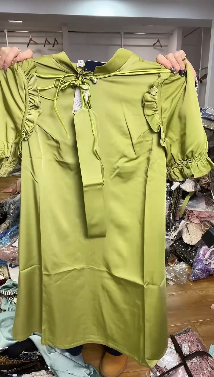 连衣裙       2XL码    125-135斤